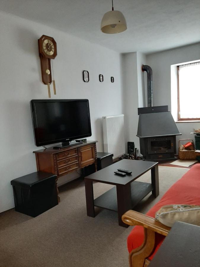 Atrium House - Netolice Apartment Luaran gambar